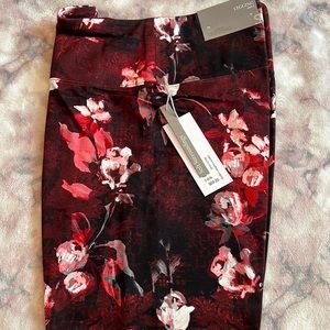 Soft Surroundings Leggings in Floral Pattern